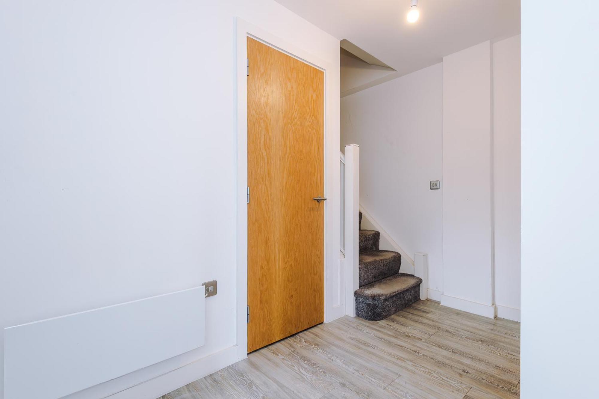 Modern 2 Bed Apartment With Balcony By Host A Home Manchester Extérieur photo